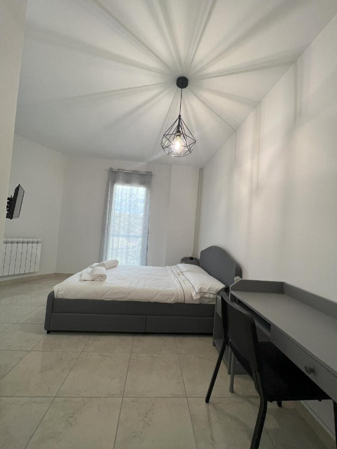 פאטרנו Casa Vacanze Le Tre Scimmiette מראה חיצוני תמונה